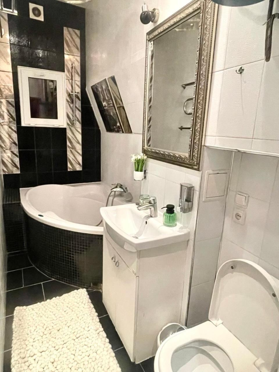 Apartments De-Ribas Odessa Dış mekan fotoğraf