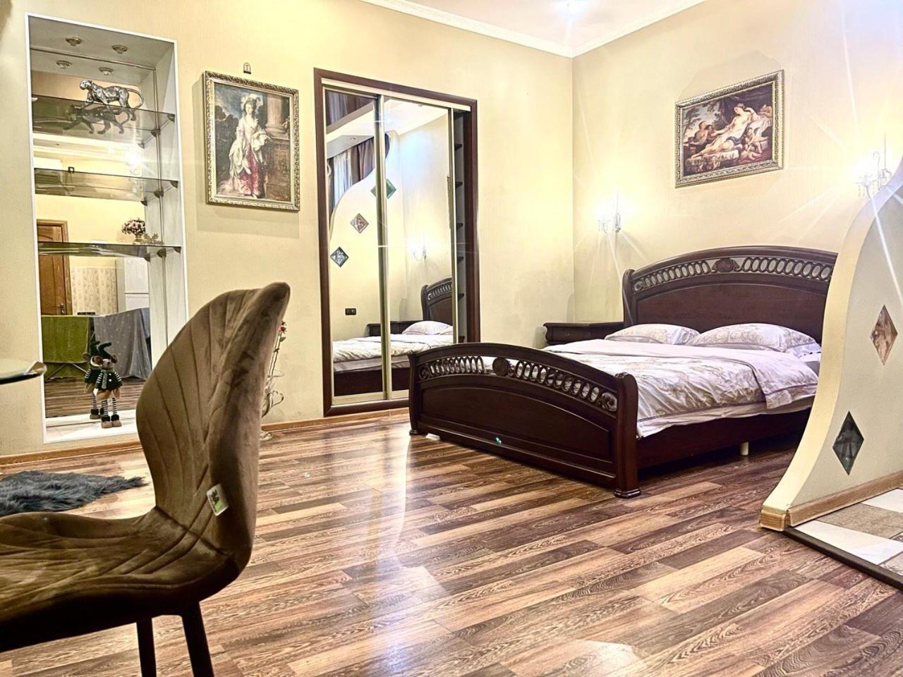 Apartments De-Ribas Odessa Dış mekan fotoğraf